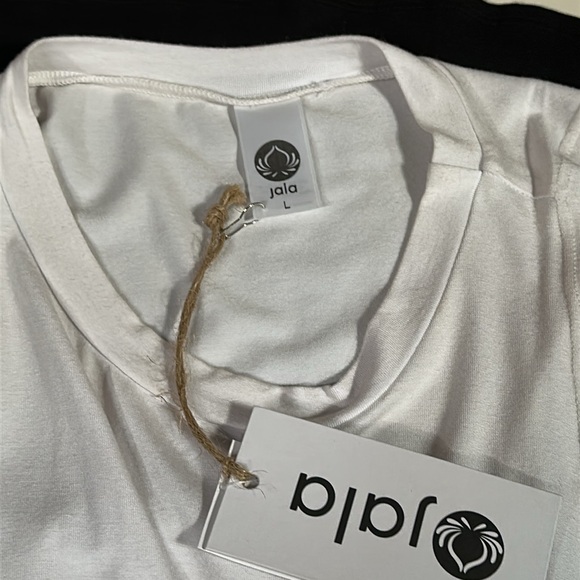 Jala Muscle Tank Top - Picture 2 of 8